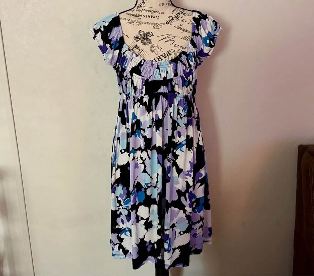 Women’s AB Studio Abstract Floral Smocked Babydoll Peasant Dress Size Medium